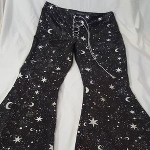 NWOT XL Current Mood Black and Silver Star Flares